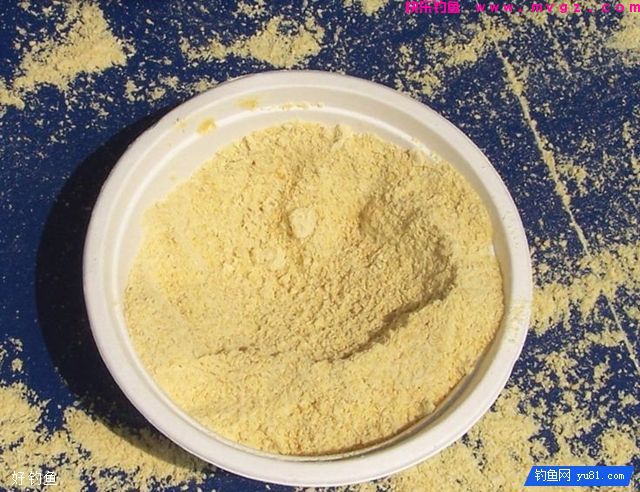 3款野钓鲫鱼的天然饵料配方(图2)