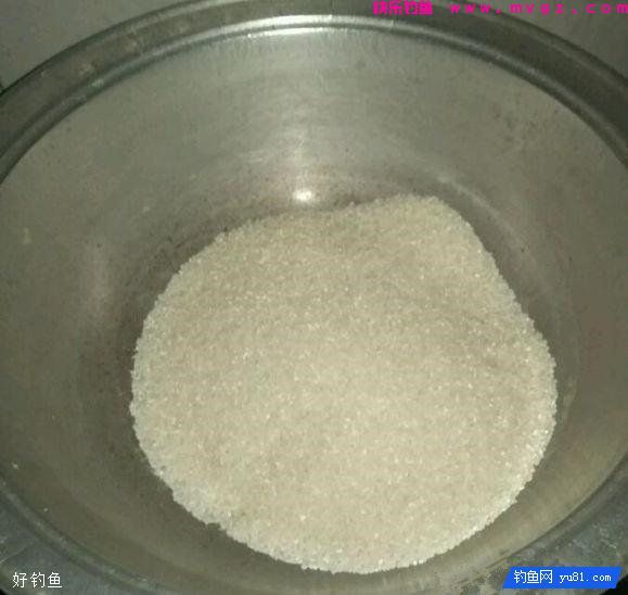 自制速效鲫鱼窝料，一年四季都适用(图2)