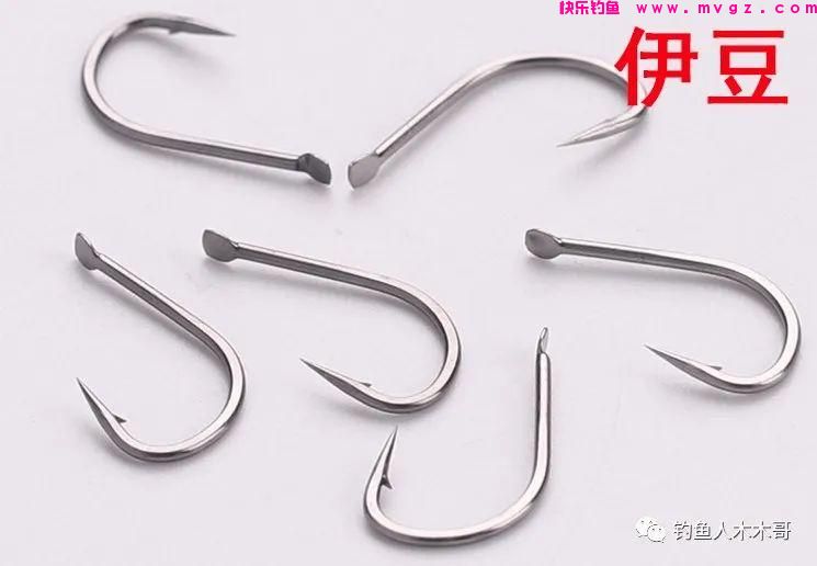 野钓鲫鱼用什么鱼钩？这6种鱼钩都能钓鲫鱼，老钓鱼人一直在用(图2)