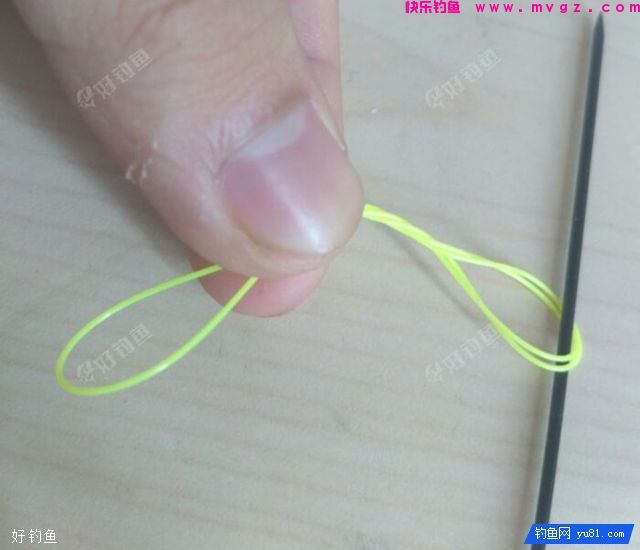 图解快速正确的8字结绑法(图3)