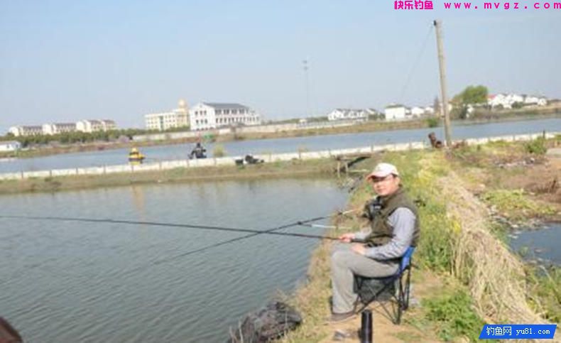 钓鱼别盲目，3招辨别水中是否有鱼！(图3)