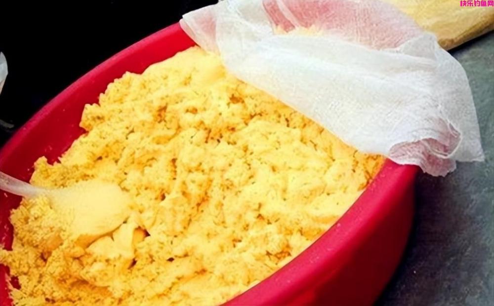 夏季钓鱼的两款自制饵，节约银子还制作简单，效果也是杠杠的(图5)