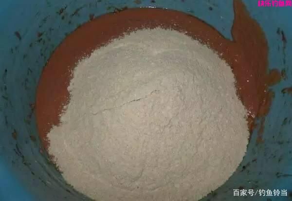 如何用面饵钓鱼？教你如何制作适口的面饵，垂钓渔获肯定不会少！(图5)