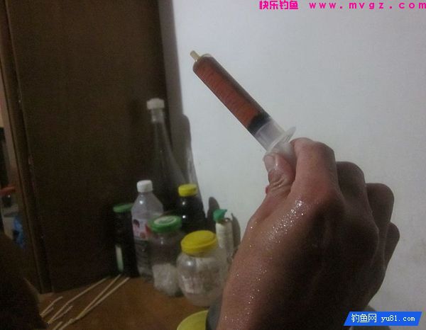 自制红薯钓鲤鱼和草鱼的爆炸钩饵料配方(图6)