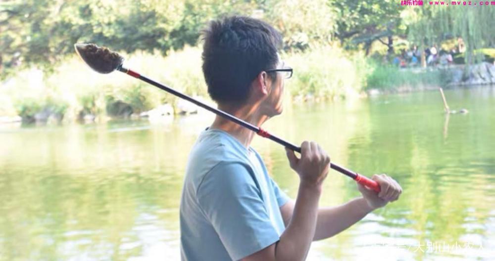 草鱼到底怎么钓？这5种钓法任你选，详解：草鱼的作钓全攻略(图8)
