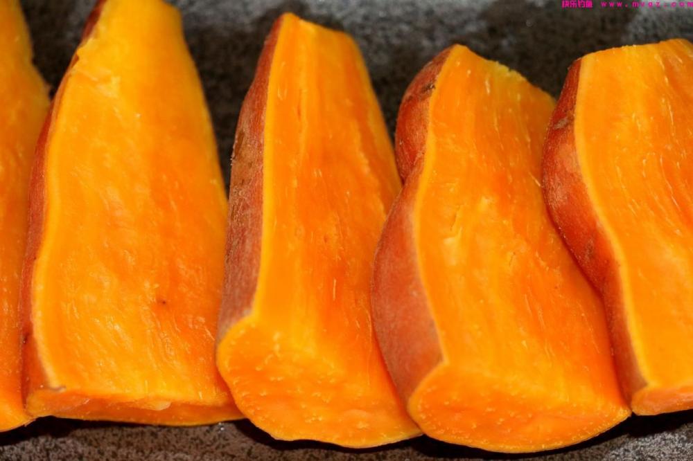 晚秋野钓大鲤鱼，使用这几种饵料，多钓三五条还是有把握的(图4)