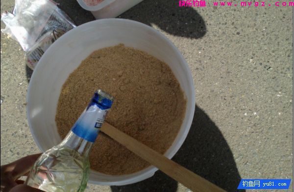 自制商品鲢鳙饵料配方(啤酒发酵)图文介绍(图7) 自制商品鲢鳙饵料配方(啤酒发酵)图文介绍(图7)