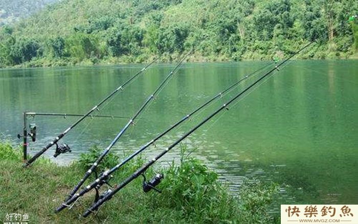 冬天垂钓鲫鱼这几个细节决定成败(图3)