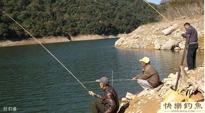 冬季水库钓鱼技巧,看位置知鱼性测水温(图2) 冬季水库钓鱼技巧,看位置知鱼性测水温(图2)