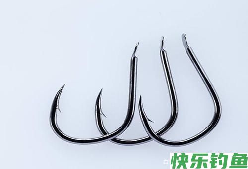 野钓鲫鱼用钩的选择，选对了能保上钩率更高(图1)