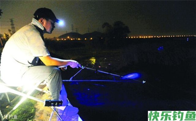 让你鱼获提高的秋季夜钓实战技巧(图1)