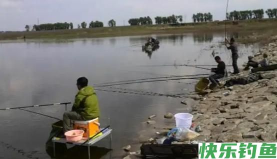 春季怎么钓鳊鱼？这2大“绝杀技巧”，有鳊鱼就能连竿！