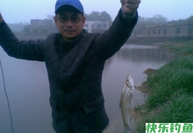 垂钓鳊鱼的经验和技巧，看看老钓友的分享，还怕没有渔获吗？(图5)