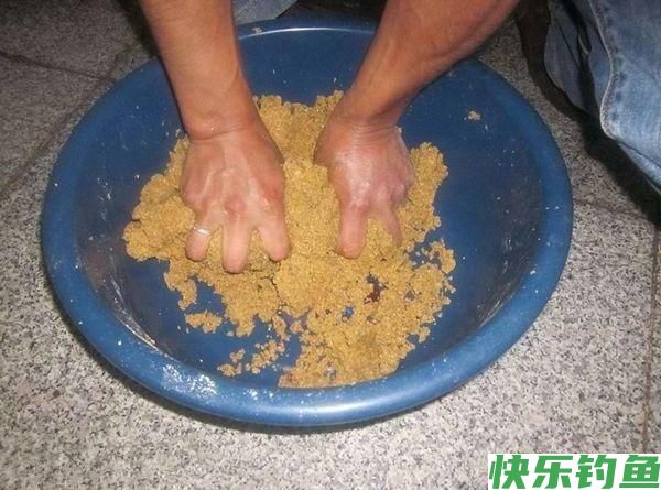 钓鳊鱼并不难，这几个细节问题要注意，轻松钓获大鳊鱼！(图2)