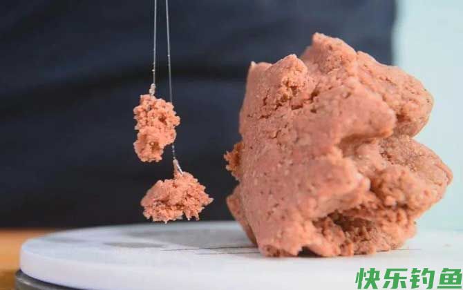 十月钓鱼用什么味型饵料？(图4)