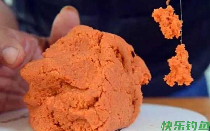 鱼饵是什么原料做的？