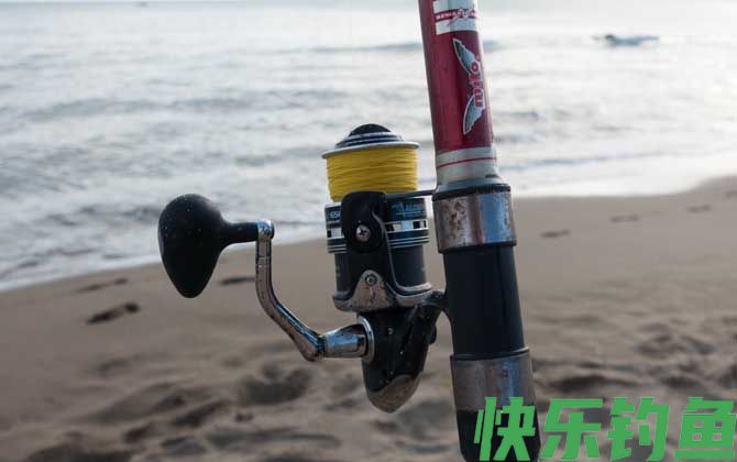 夏季水库钓鱼实用技巧(图6)