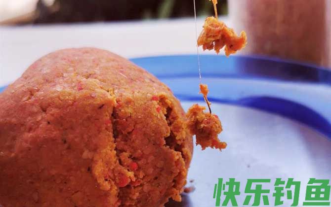 夏季钓鱼用什么饵料？