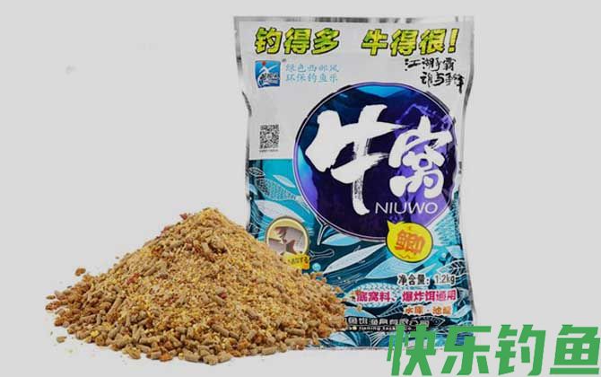 钓大板鲫用什么打窝?(图4) 钓大板鲫用什么打窝?(图4)