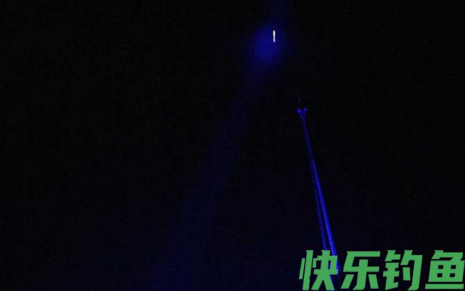 夜钓什么时间段鱼口最好?(图4) 夜钓什么时间段鱼口最好?(图4)
