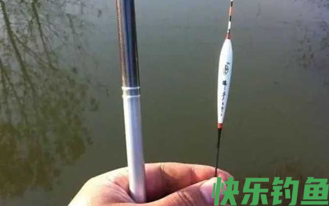台钓适合在什么水域作钓?(图2) 台钓适合在什么水域作钓?(图2)